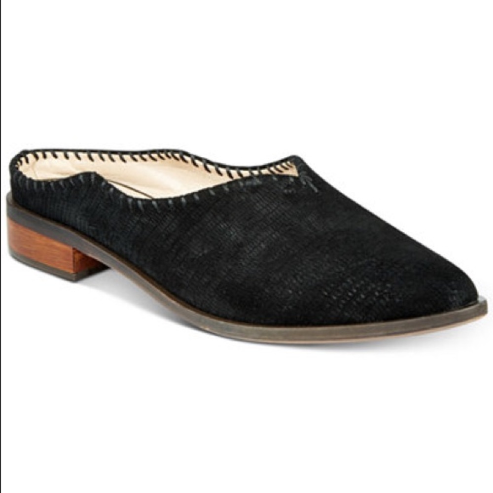 NWOT Kelsi Dagger Adly Mules